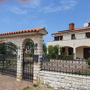 Mihael And Melani Poreč