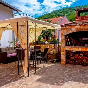 https://apartment-iva-matulji.primorje-gorskikotar.com